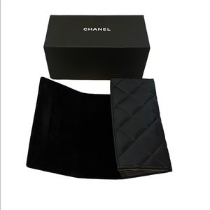CHANEL LEATHER SUNGLASS CASE, BOX, CLEANING CLOTH & BOOK 100% AUTHENTIC Perfect